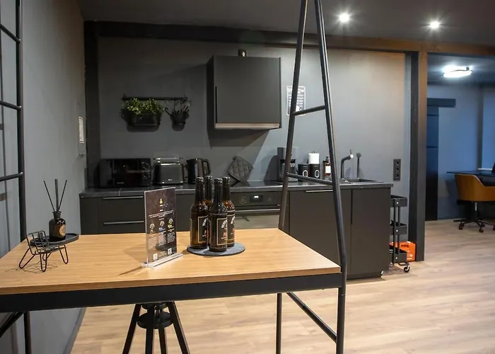 Industrie Loft 1903 - Parkfrei - Netflix - Zentral Lägenhet *